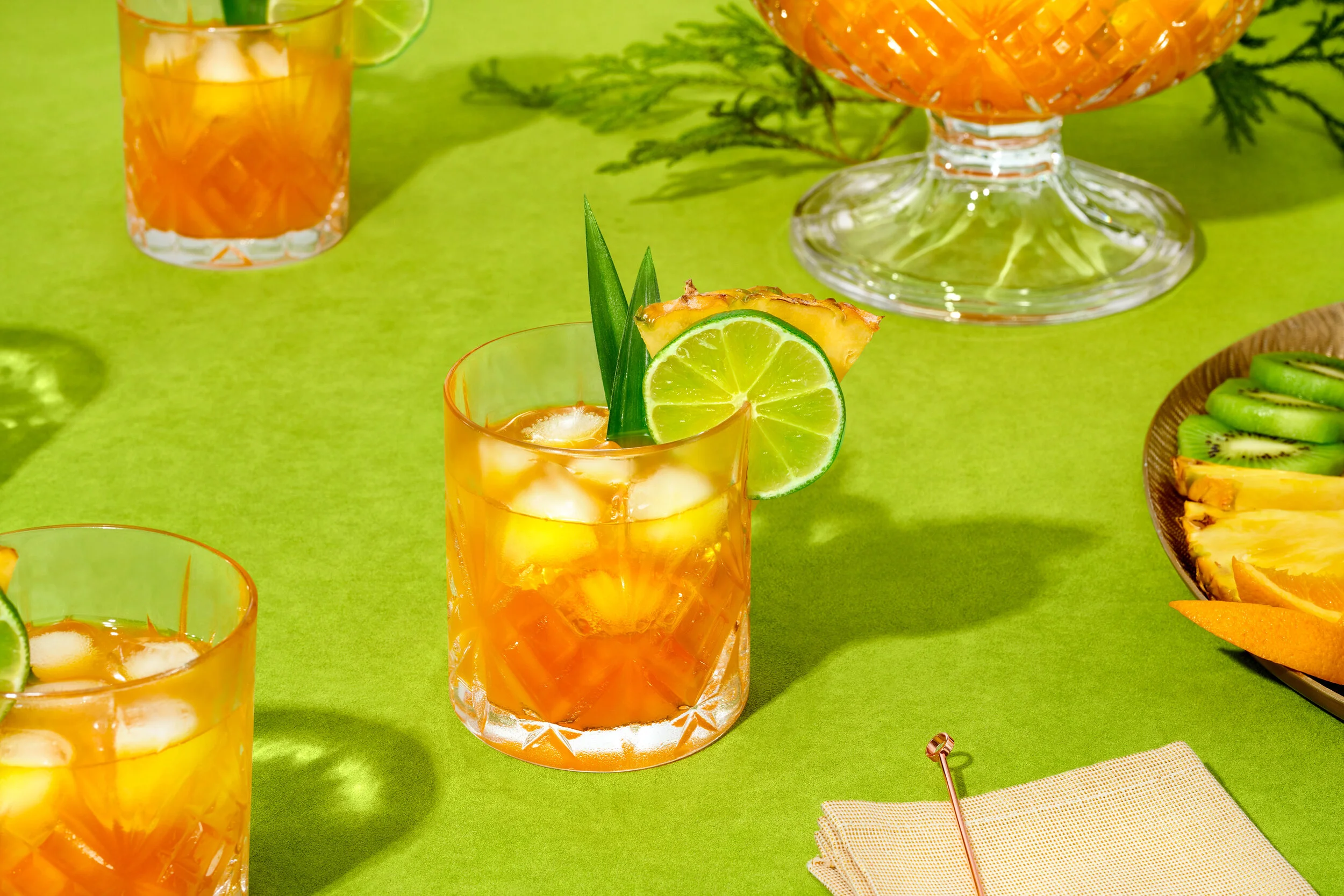 JENNA_GANG_AARP_HOLIDAY_COCKTAILS_GREEN_TEA_SANGRIA_v2.JPG