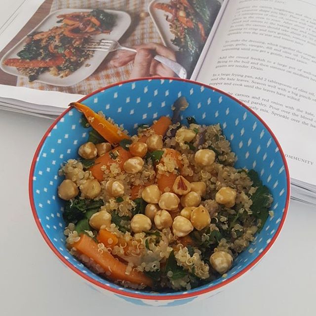 One of the tastiest salads I've had for a while! Za'atar roasted carrots with kale, quinoa &amp; orange-maple dressing. Complete with roasted purple onions, roasted hazelnuts, fresh dill &amp; parsley. Recipe from the amazing Community recipe book fr