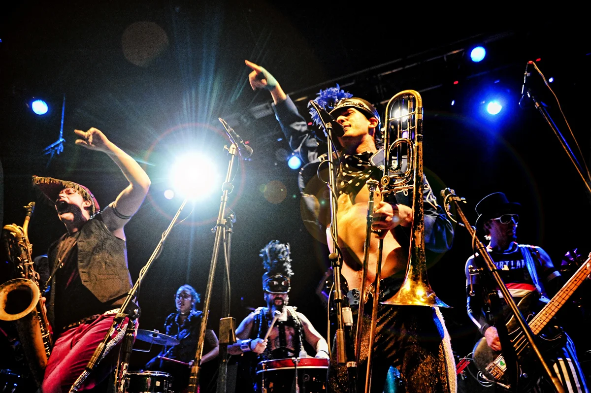 Marchfourth with Samuel Lawrence, Jeffrey Smith and Ruku$