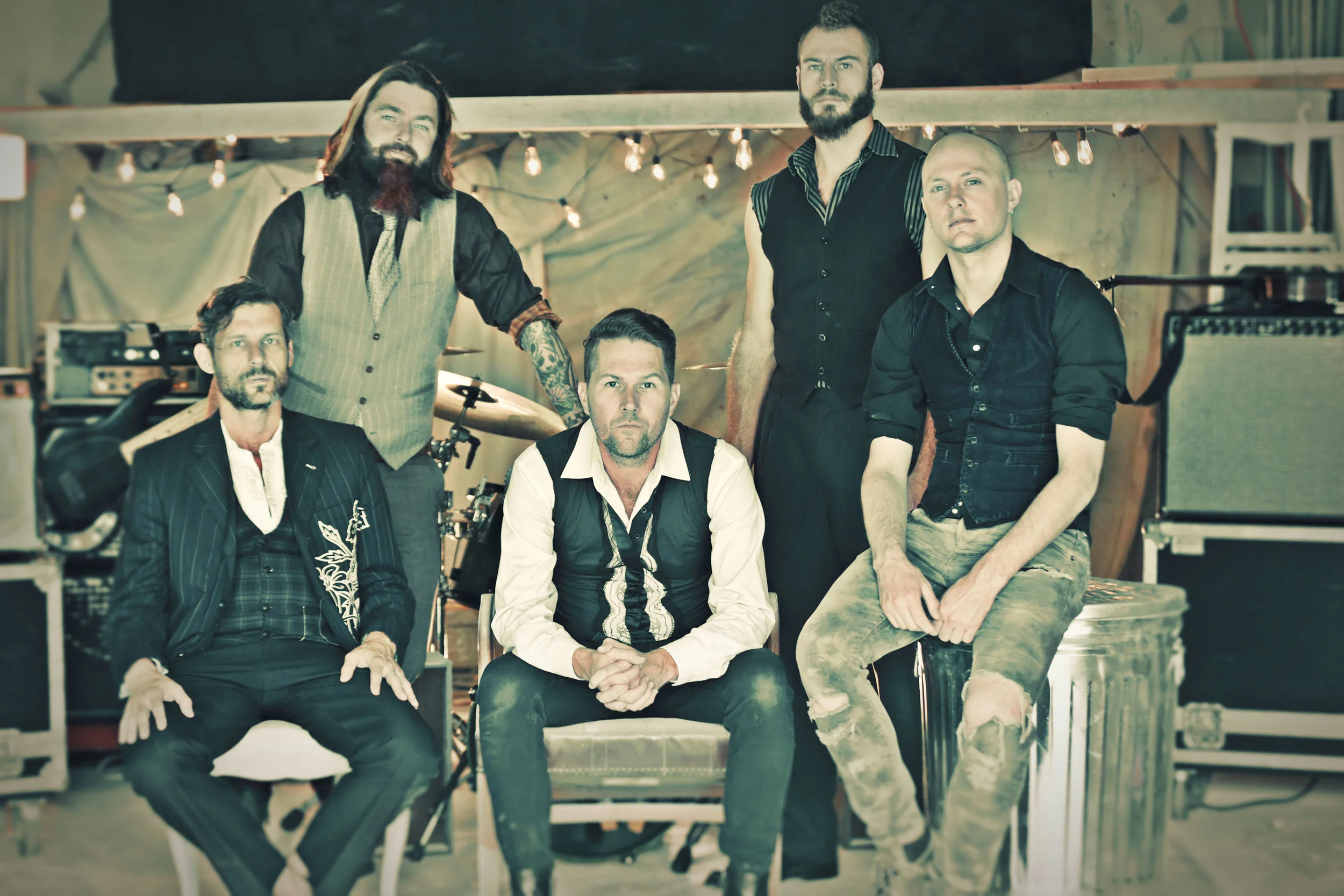 Lounge Show: Diego’s Umbrella