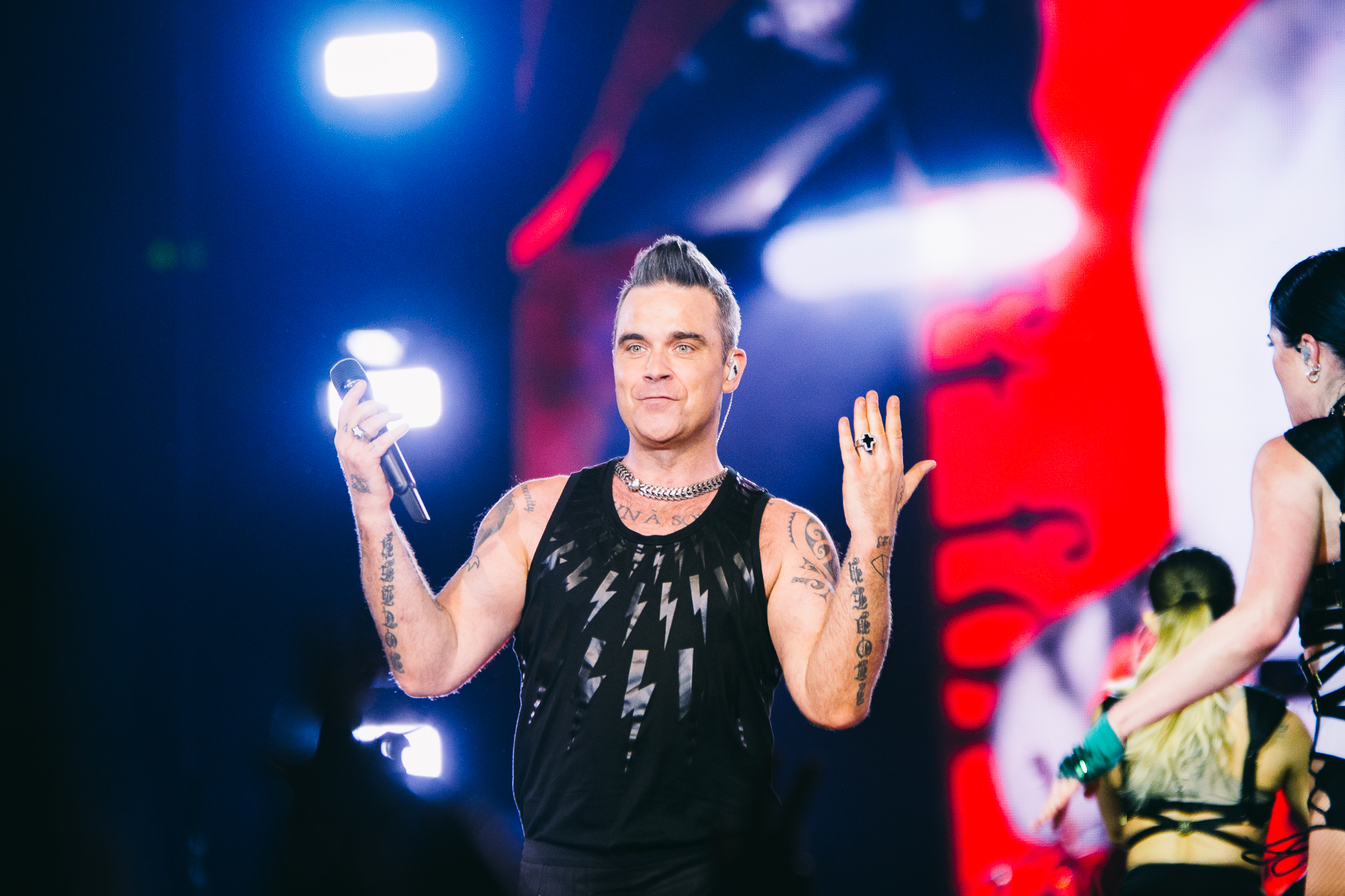 Robbie Williams_Brisbane Entertainment Centre_Bianca Holderness_20-02-19.jpg