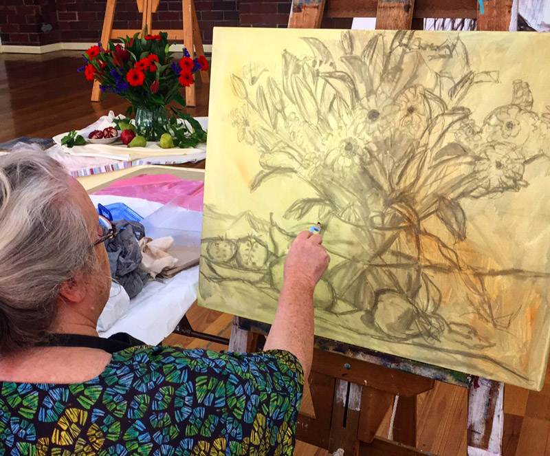 Stephanie Galloway Brown drawing up still life at Mona Vale Market Day.