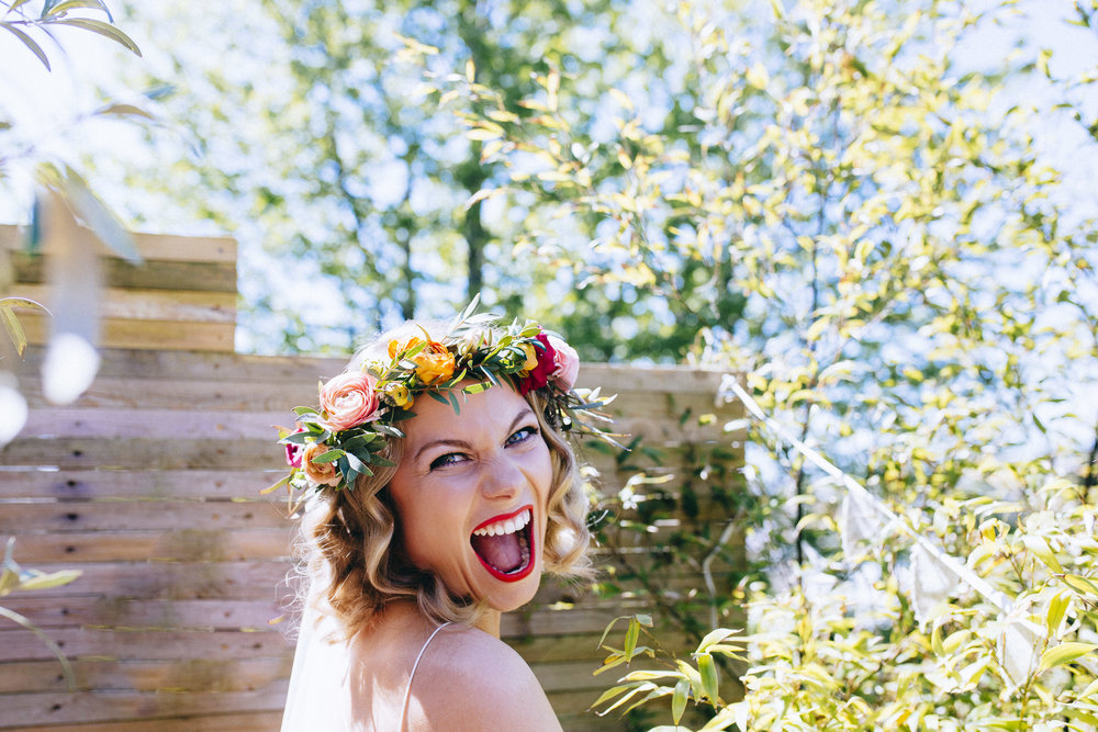 Birmingham relaxed alternative wedding photographer- the secret barn- petal and feast- curious rose photography- laura rhodes- boho bride-0010.JPG