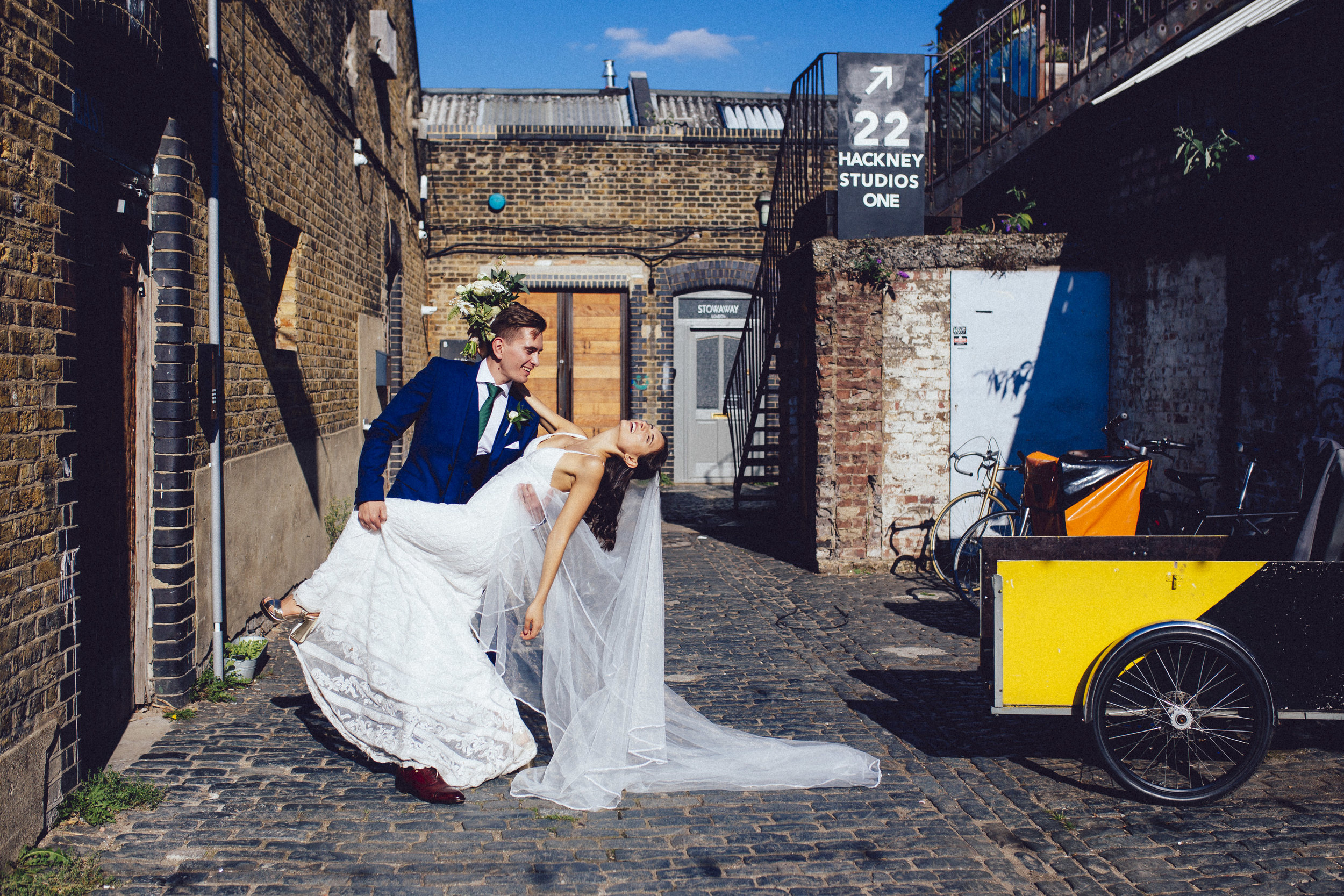 Laura & Kamil - First Look -31.jpg