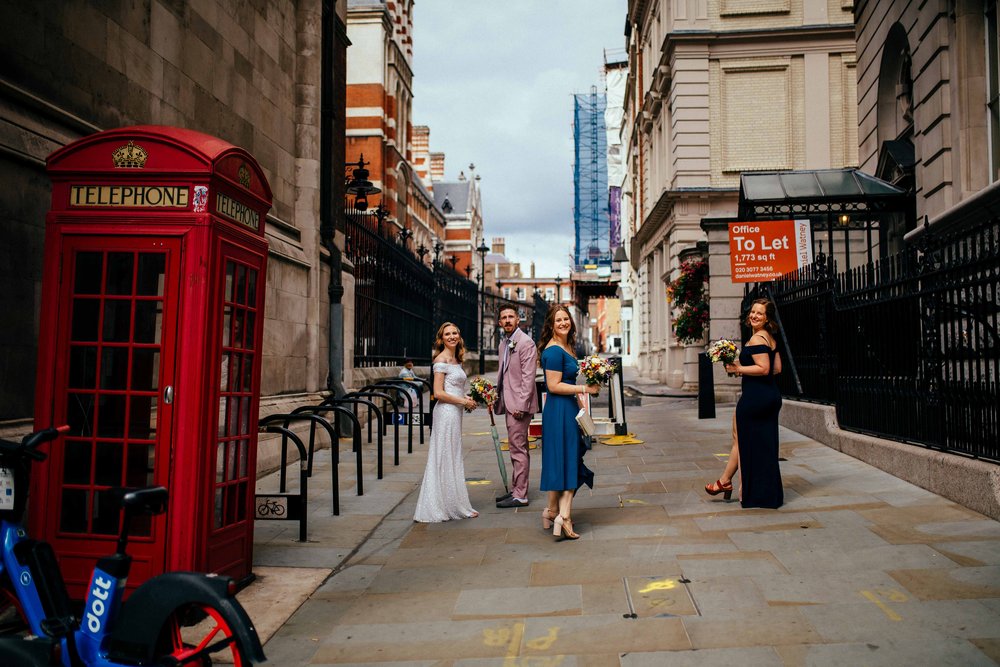 Whetherspoons pub wedding knights templar london relaxed wedding photography 012.jpg