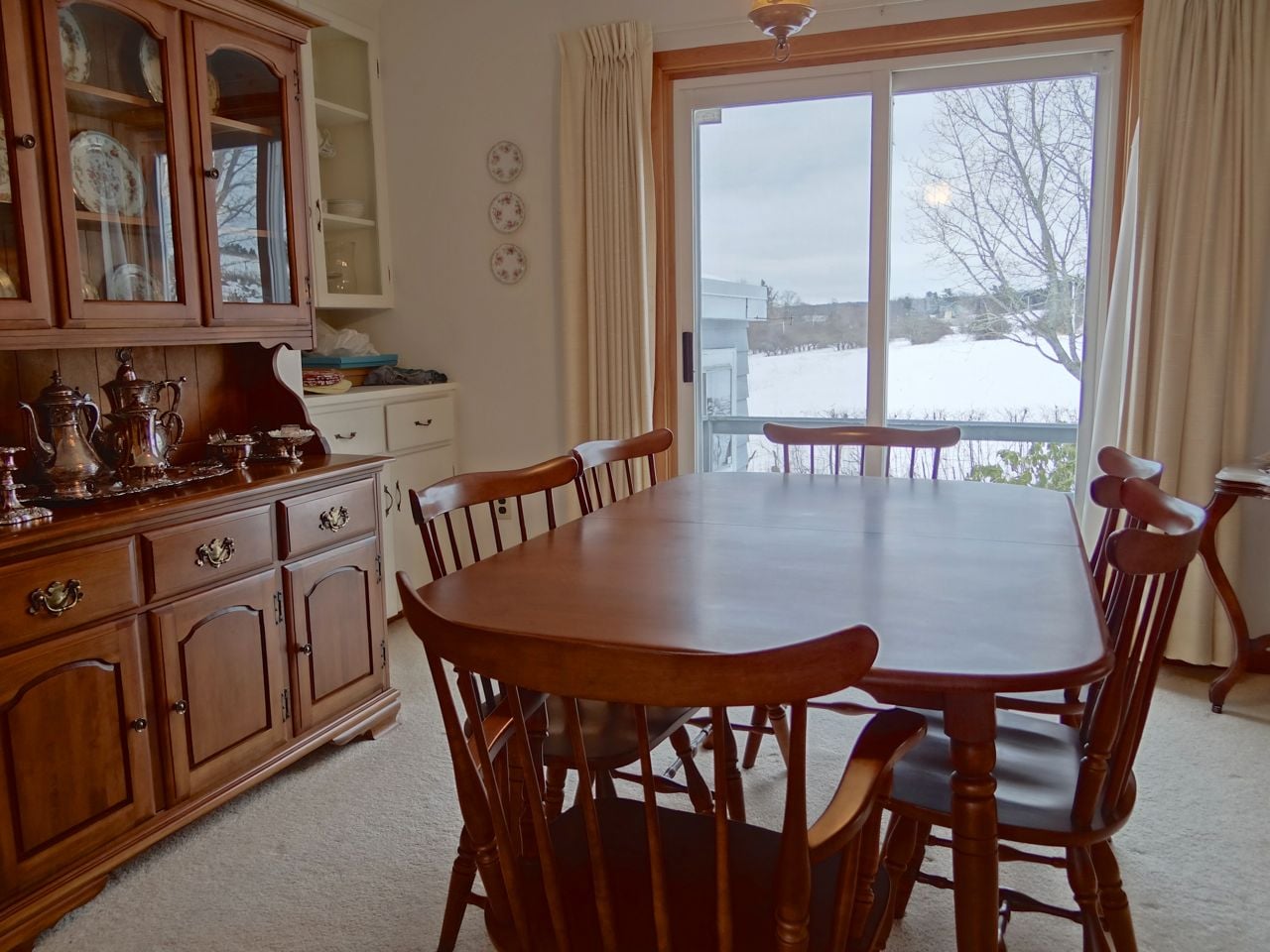 Dining Room with patio doors