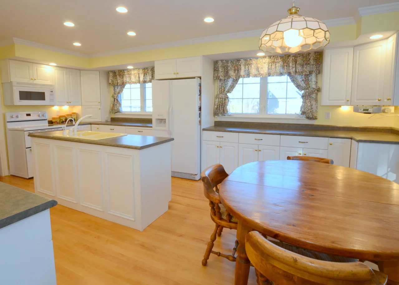 40 George St Kentville-1025.jpg