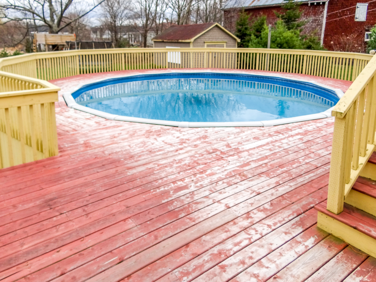 Above-ground pool