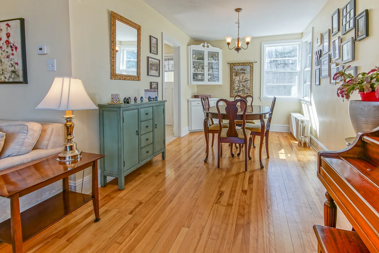 21 Lynwood Ave, Kentville, NS-1010.jpg