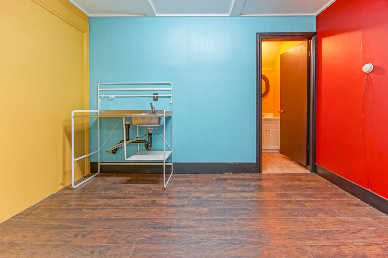 Commercial Unit - East - 2nd room