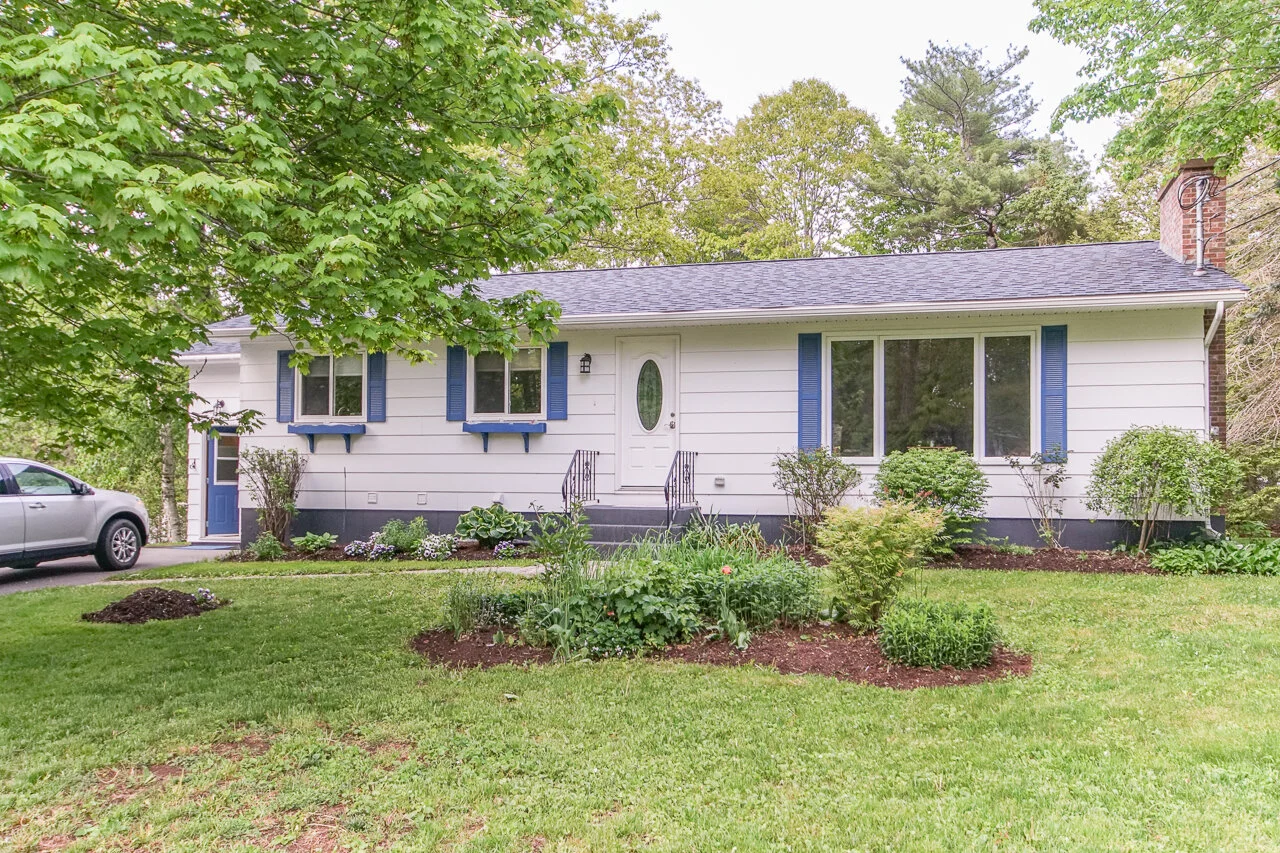 129 Minas Cres - New Minas-1053.jpg