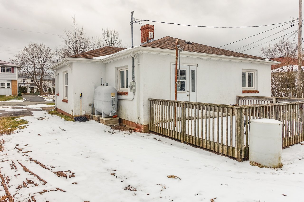 17 Prince St Kentville-103.jpg