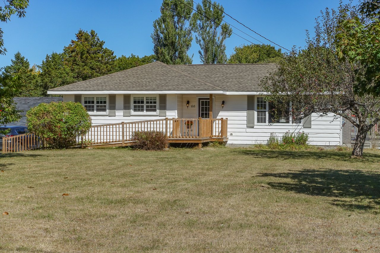 66 Forsythe Rd S White Rock-2046.jpg