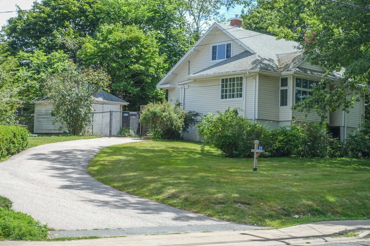 39 Oakdene Ave Kentville-109.jpg