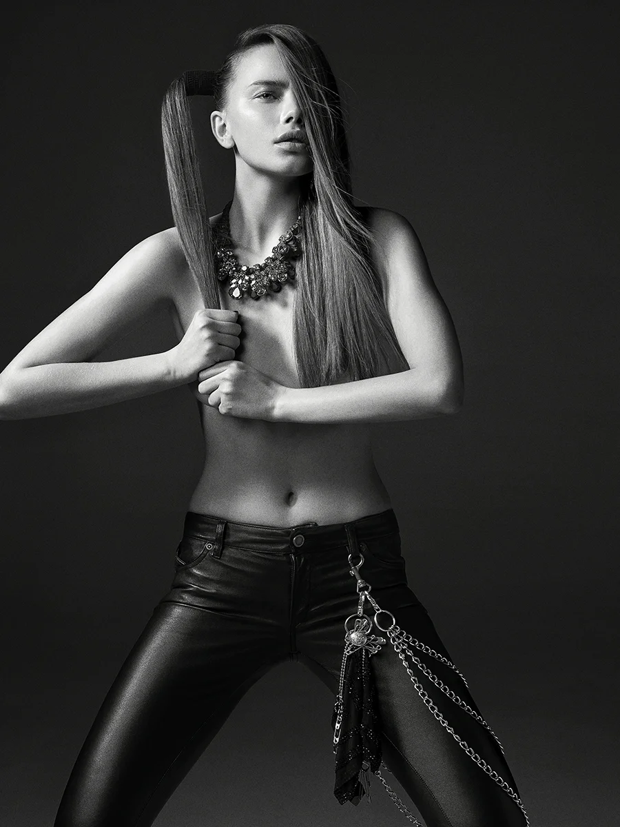 2013_11_SERIFEMA_BW_Look_1_94558_V_5.jpg
