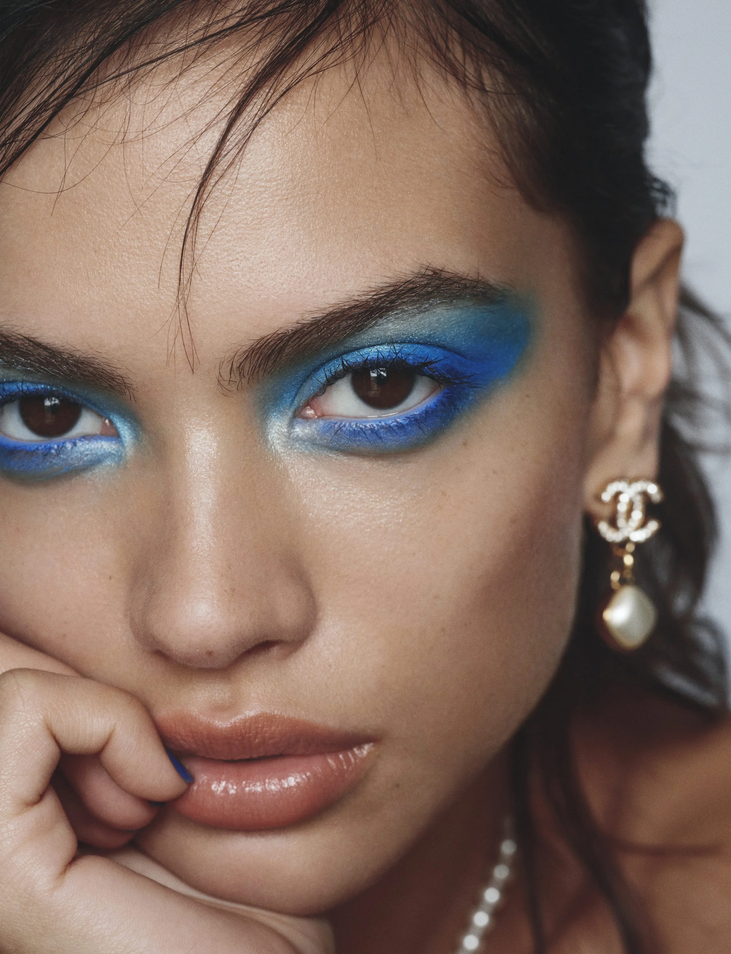  CHANEL BEAUTY HEROINE MAGAZINE    