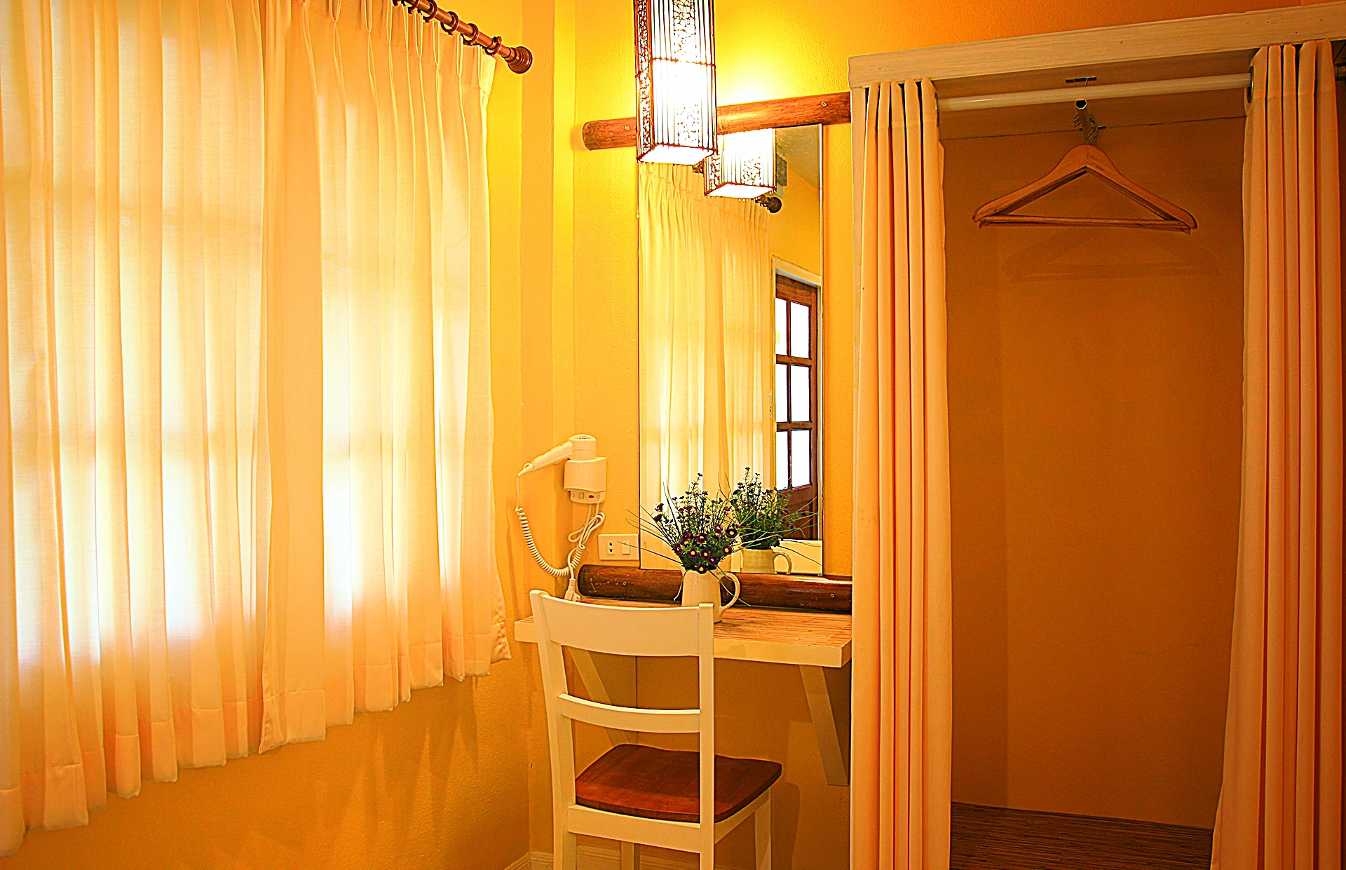 Zambaloo : Interior