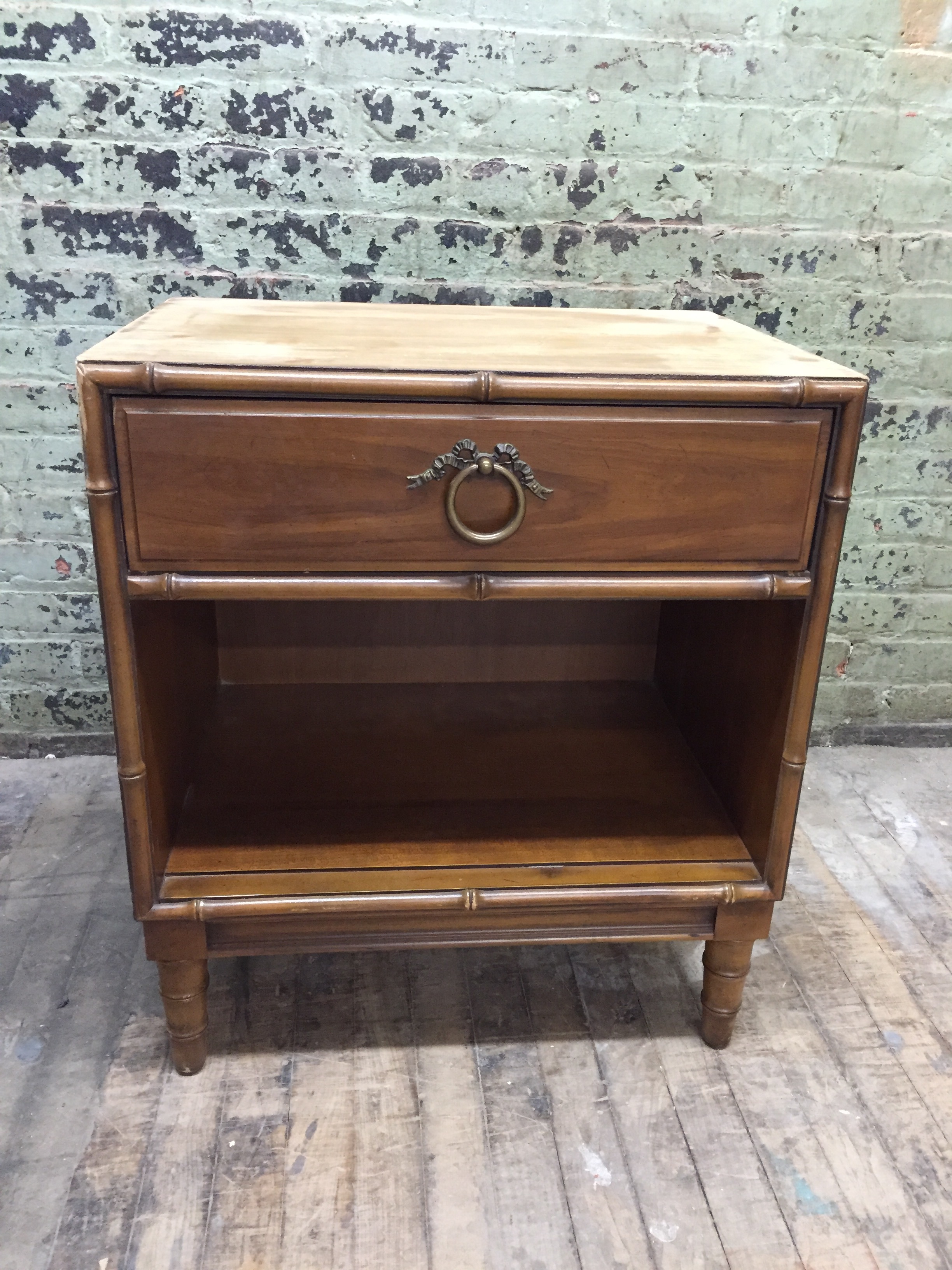 Drexel Night Stand/ Side Table FOR SALE $300