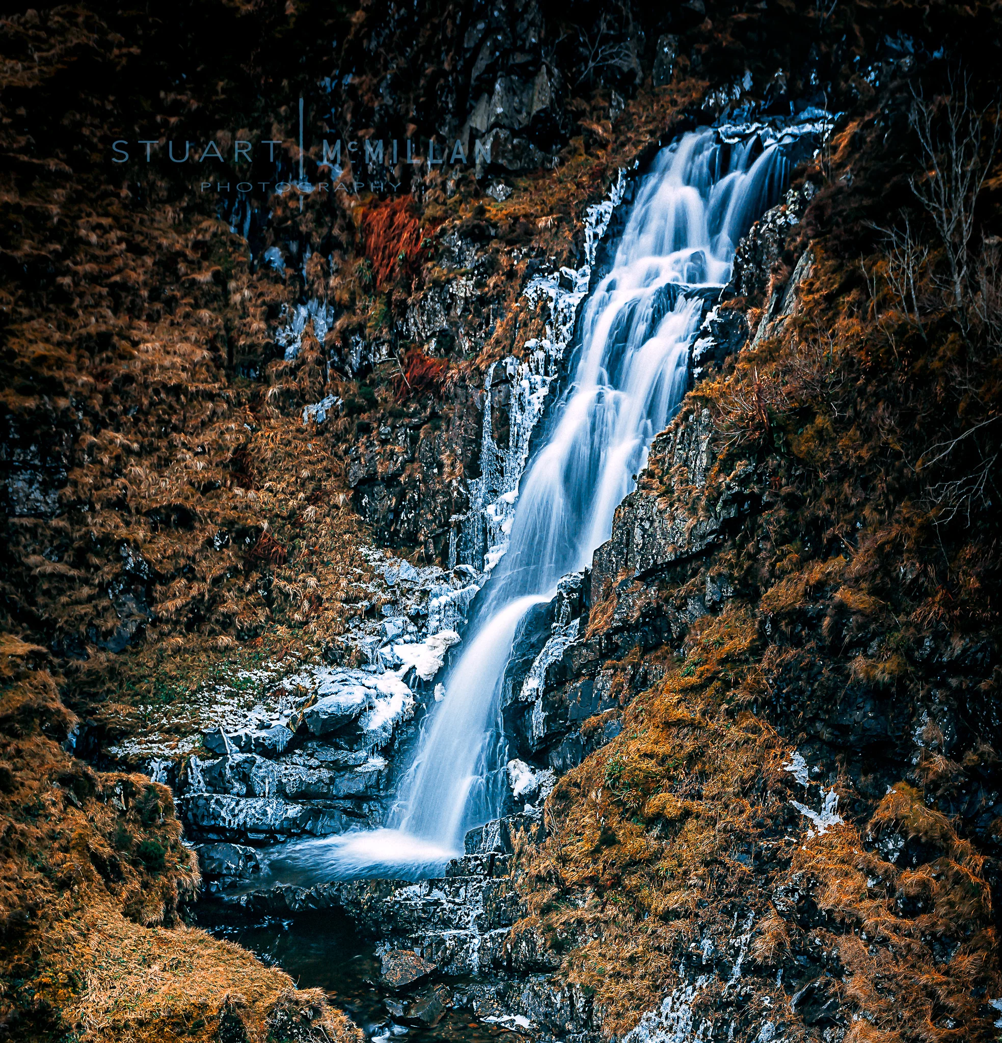 Waterfall below Loch Skeen 5D MKII | EF17-40mm f/4L USM | ISO 50 | f/6.3