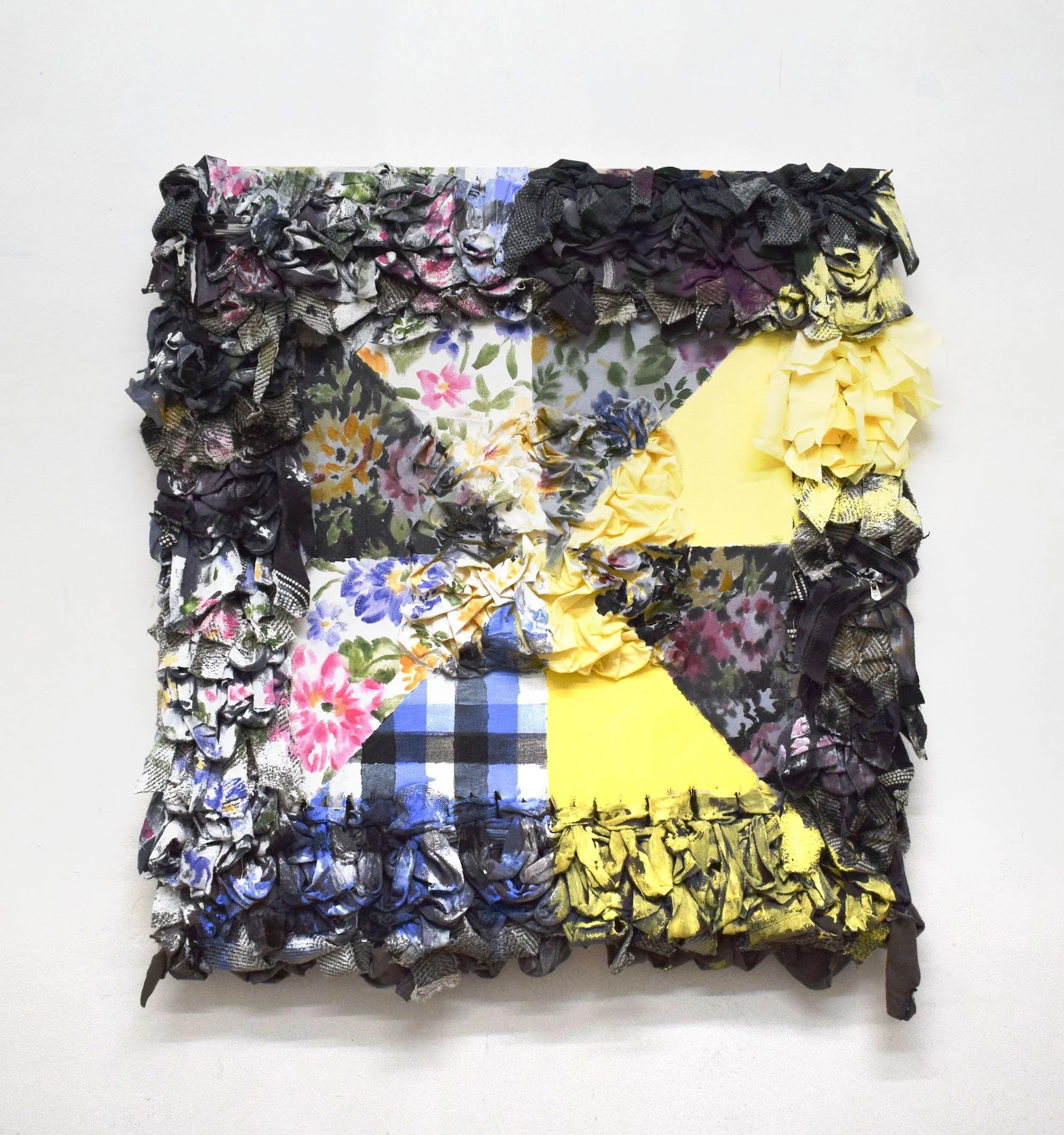 Ni De Noche, Ni de Dia, 2023, 25"x 26", Acrylic on Mixed Fabrics