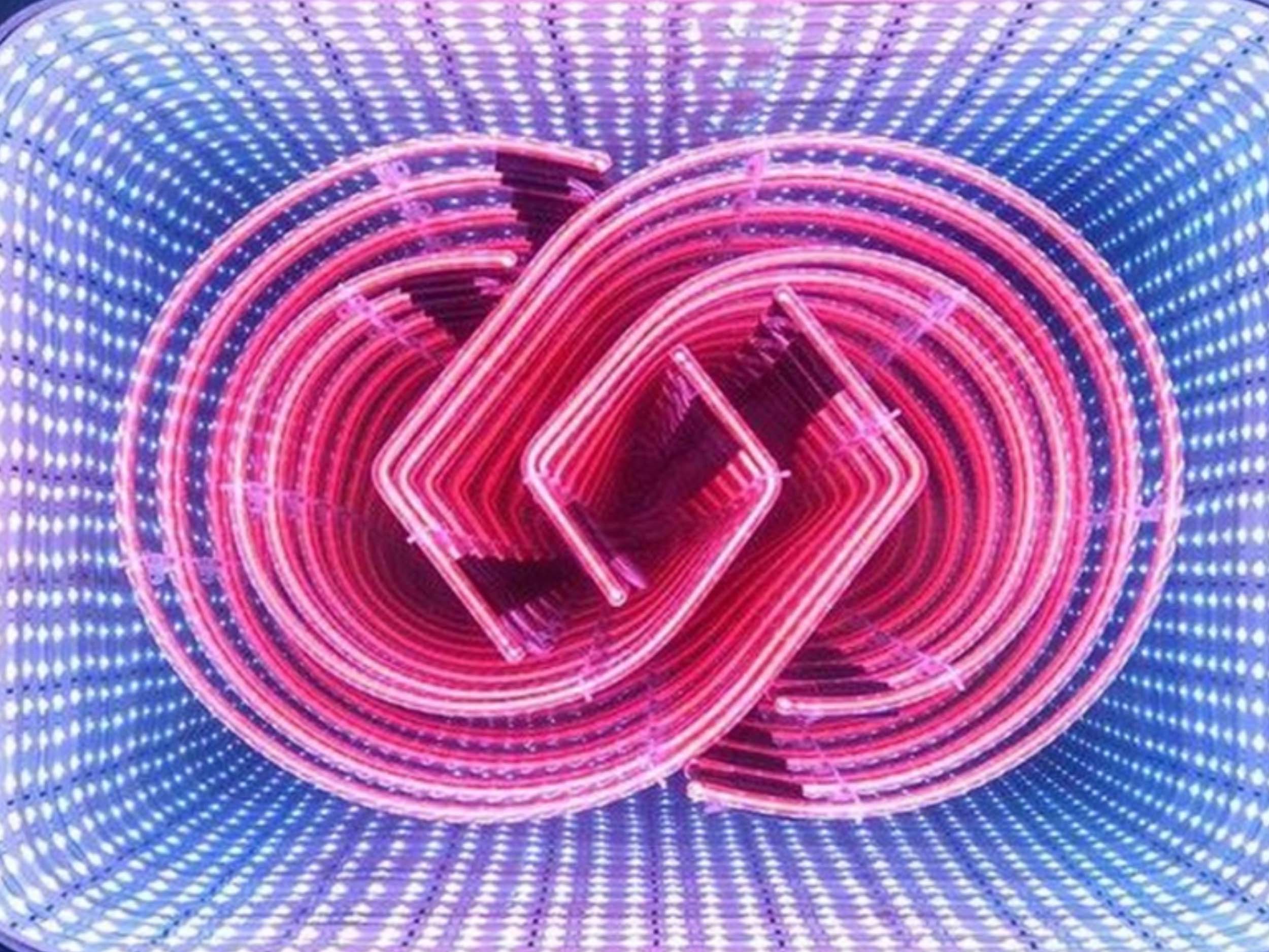 infinity-neon-2.jpg