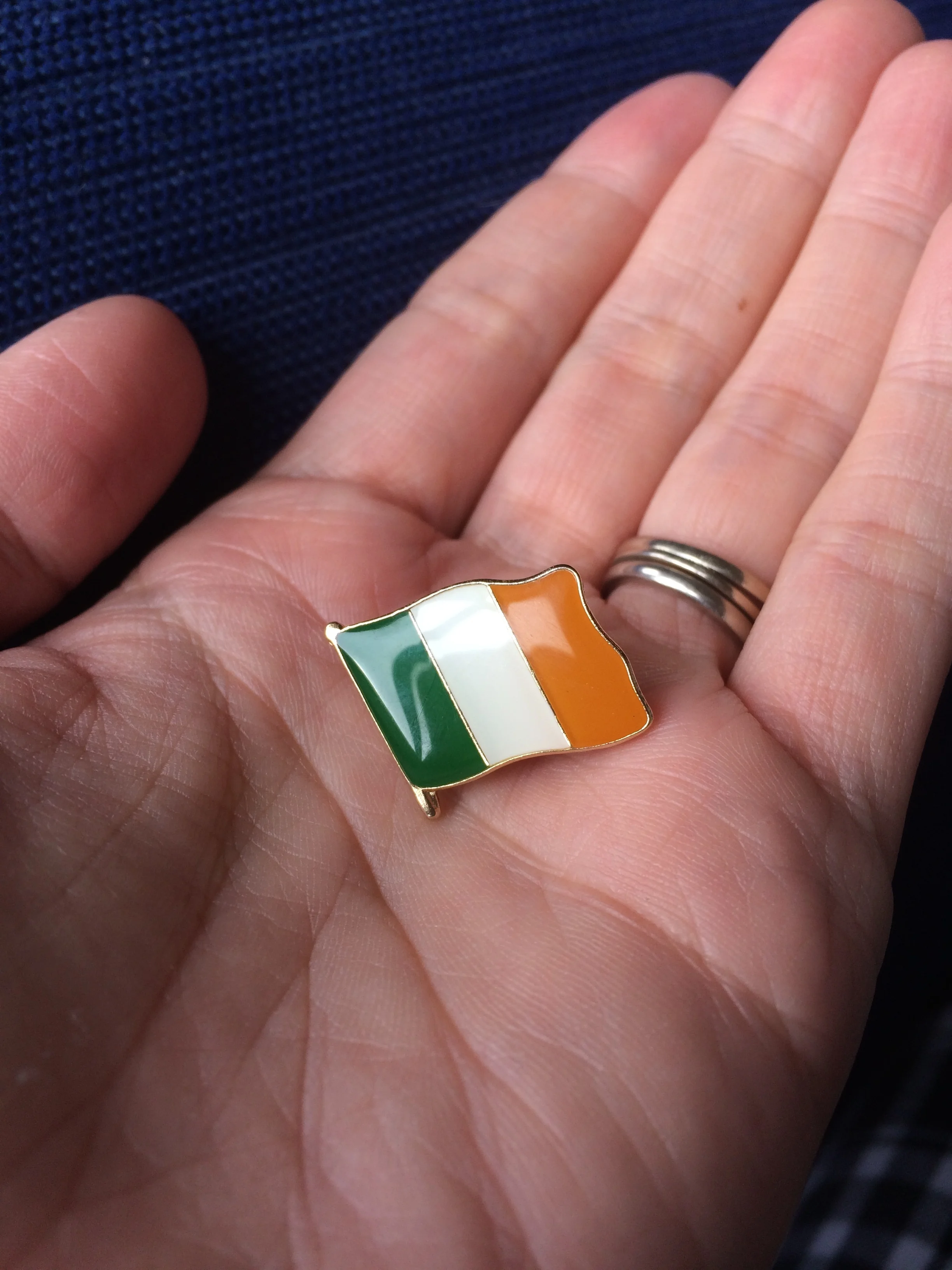 Tricolouring