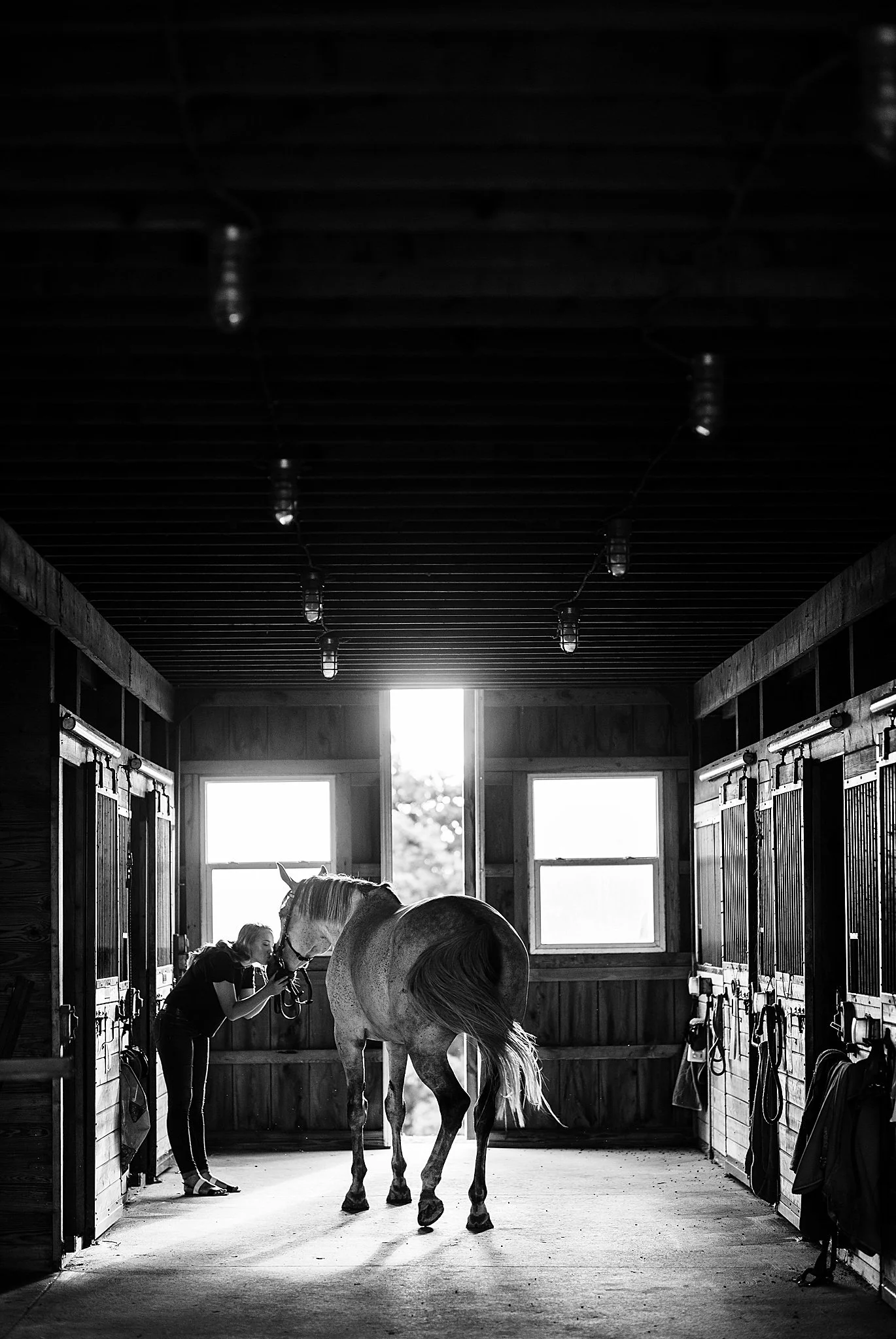 Senior girl session at Pittsburgh, PA stable equestrian