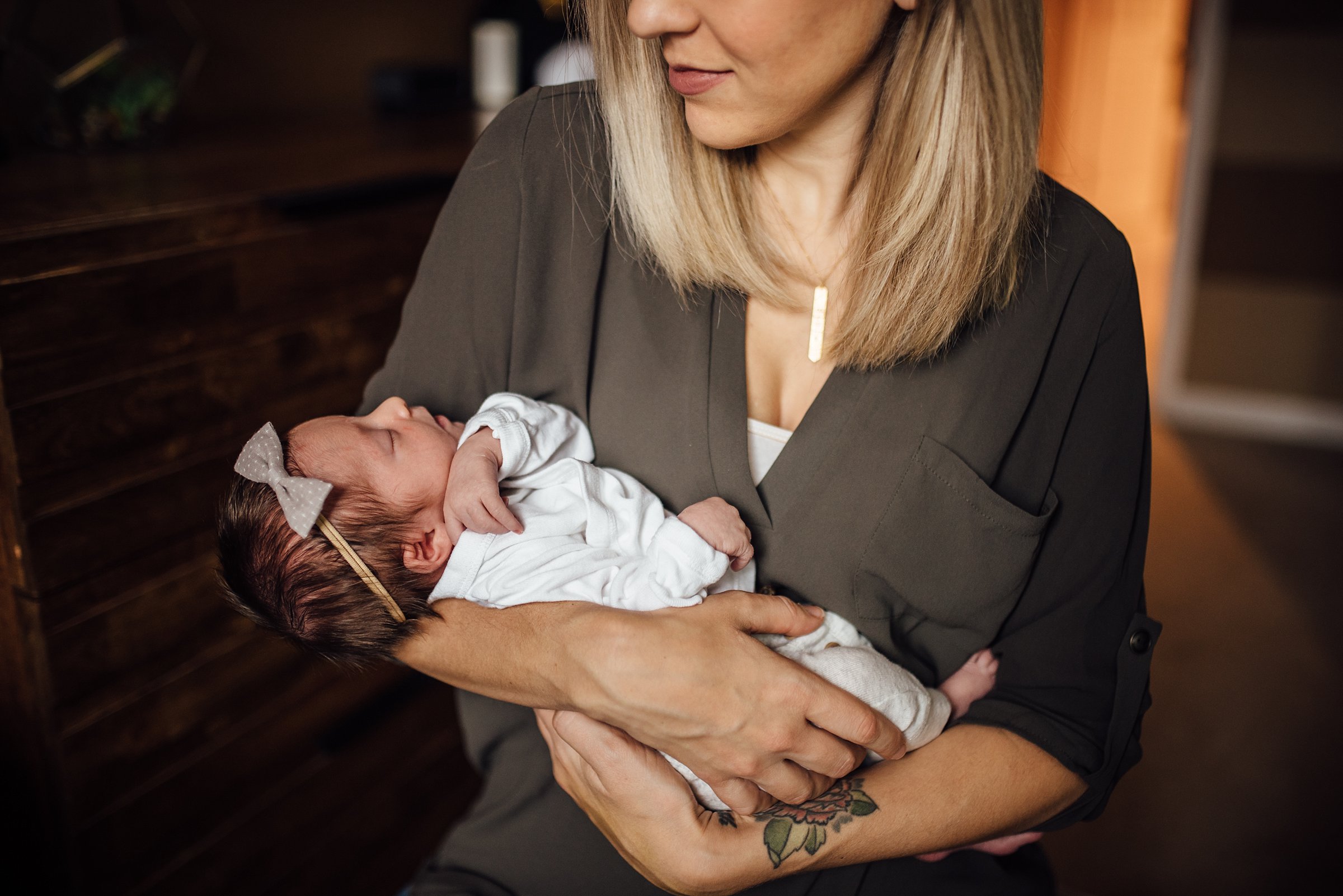 Newborn Lifestyle Photography Pittsburgh Lawrenceville Rachel Rossetti_0462.jpg