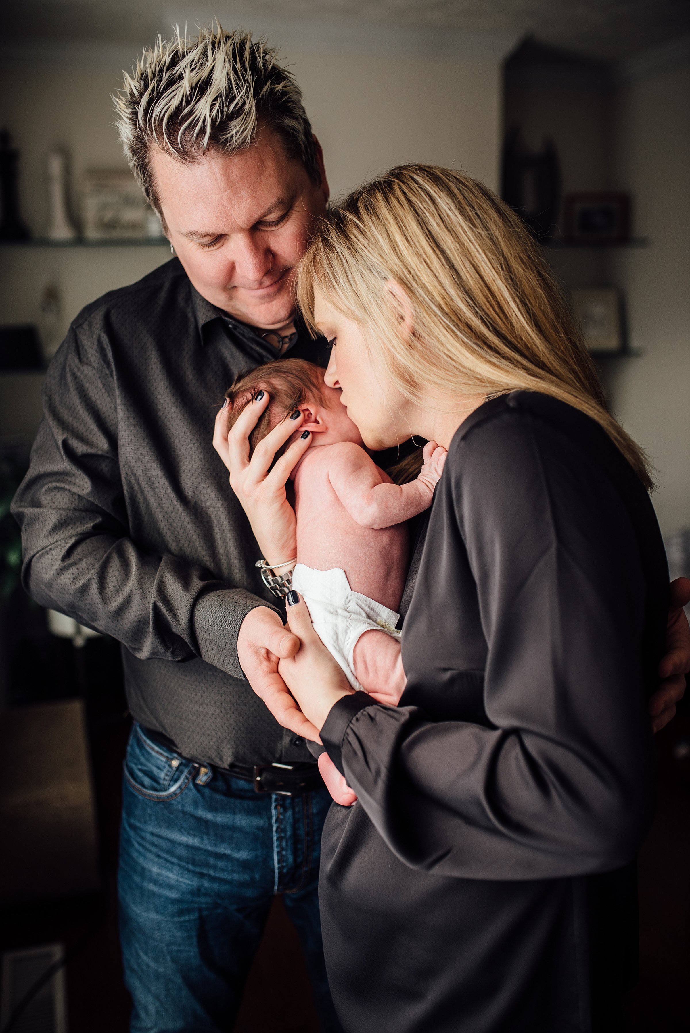 Newborn Lifestyle Photography Pittsburgh Lawrenceville Rachel Rossetti_0548.jpg