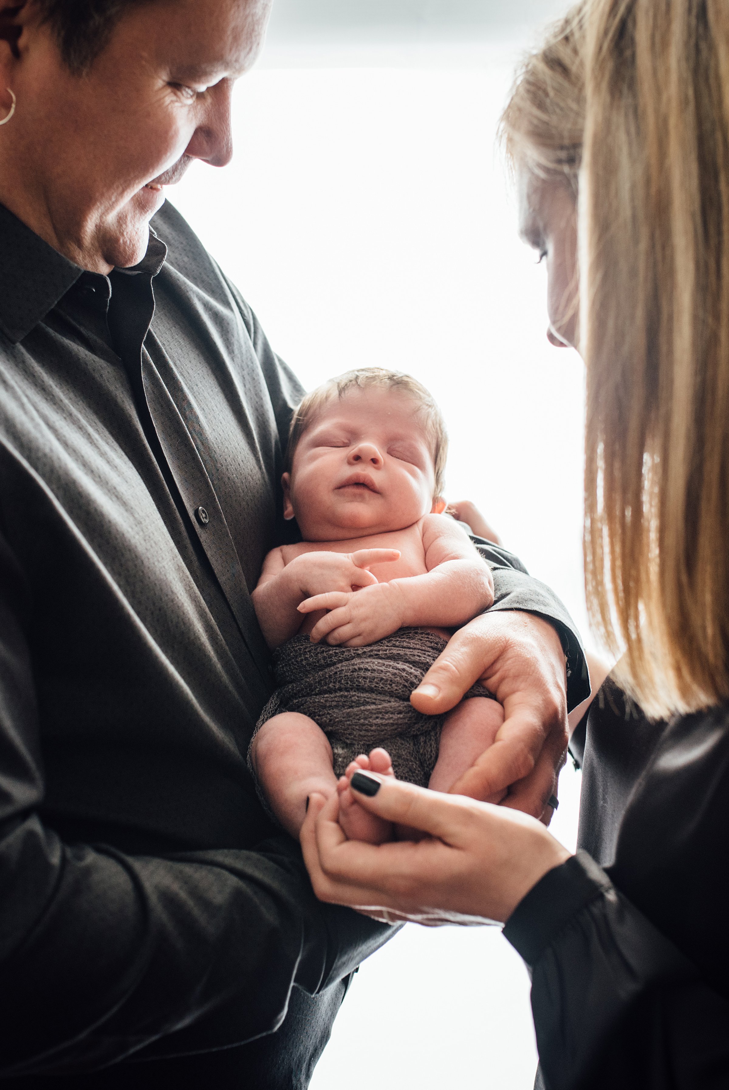 Newborn Lifestyle Photography Pittsburgh Lawrenceville Rachel Rossetti_0567.jpg