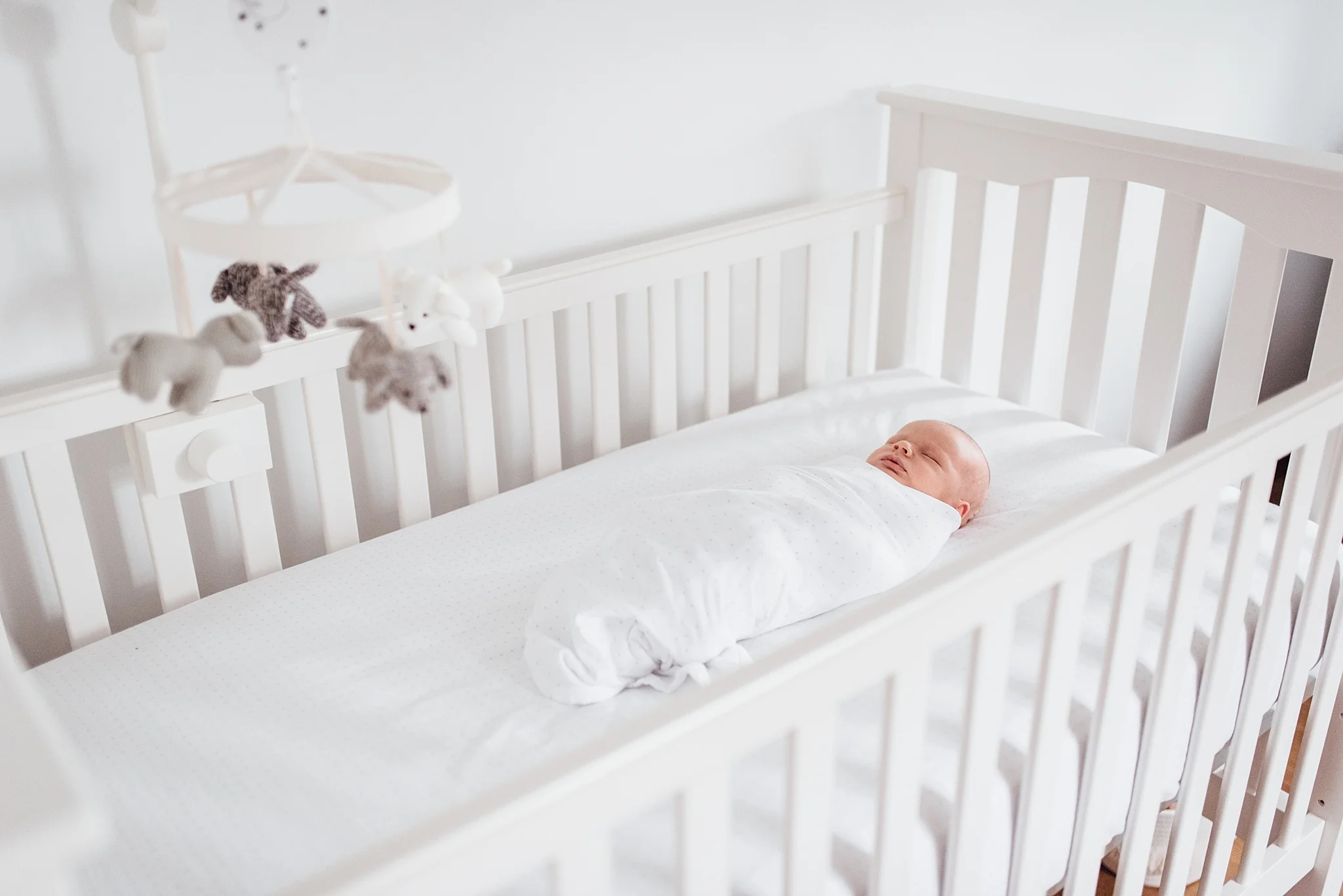 In-Home-Lifestyle-Newborn-Photographer-Pittsburgh-Rachel-Rossetti-Photography-What-to-clean-how-to-prepare_0084.jpg