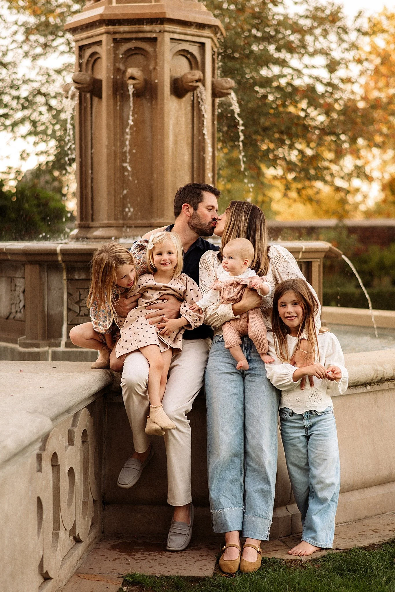 Family photos at Mellon Park Walled Garden in Pittsburgh, PA