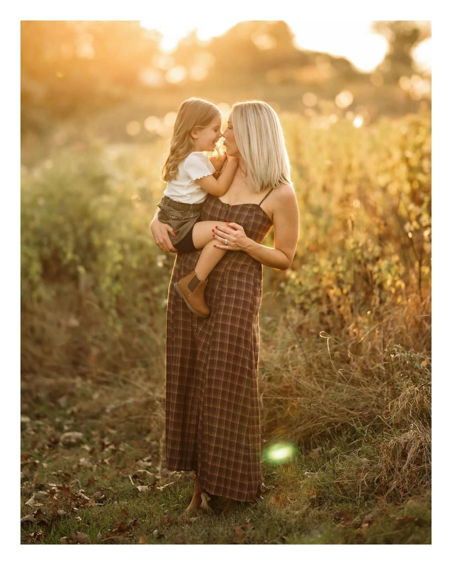 This little girl was in her mama&rsquo;s belly the first time I worked with her family. And I&rsquo;ve gotten to see her grow up, become a big sister, all the while radiating absolute sunshine. What a gift! In fact, I have to say that the majority of