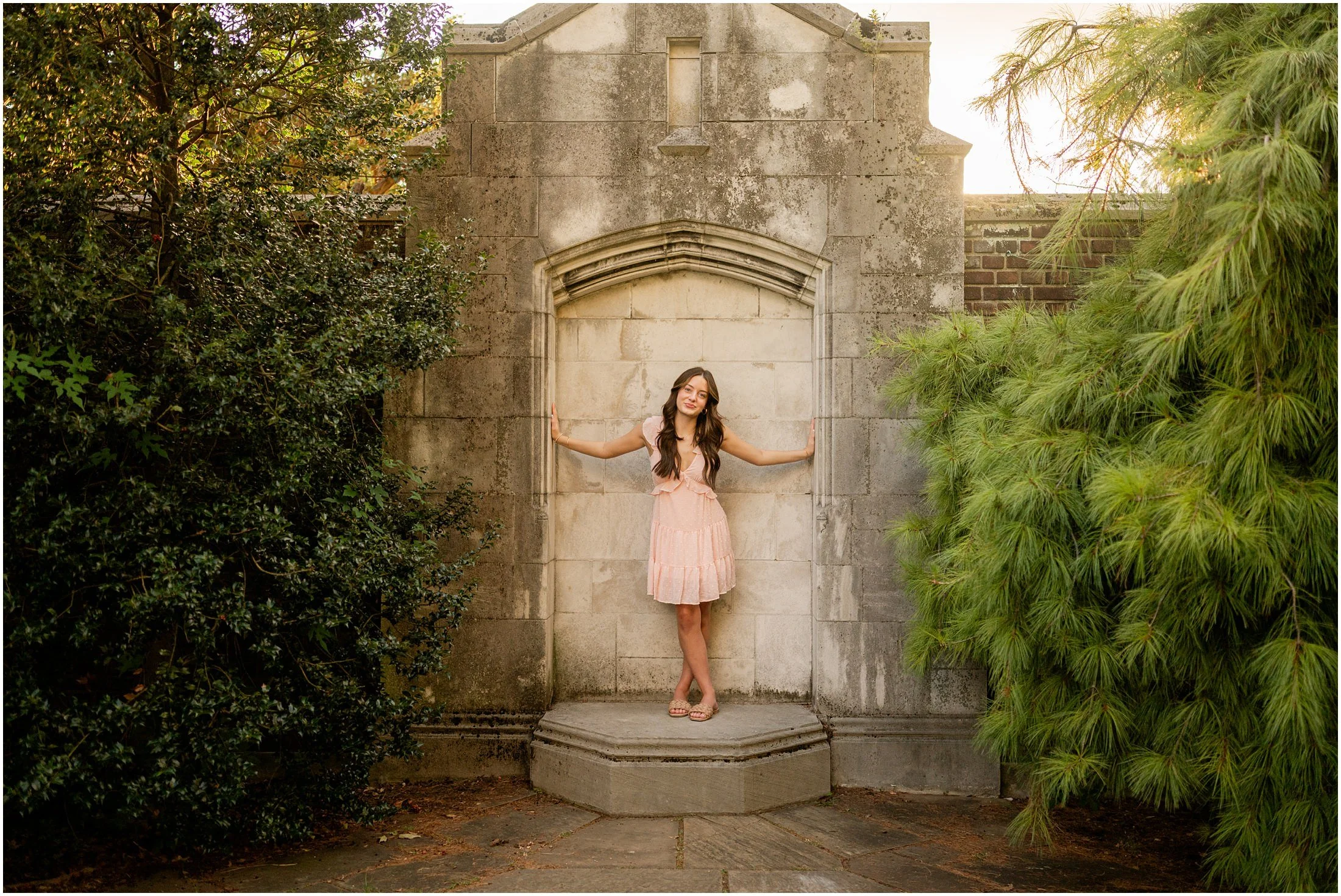 mellon-park-walled-garden-senior-session_0008.jpg