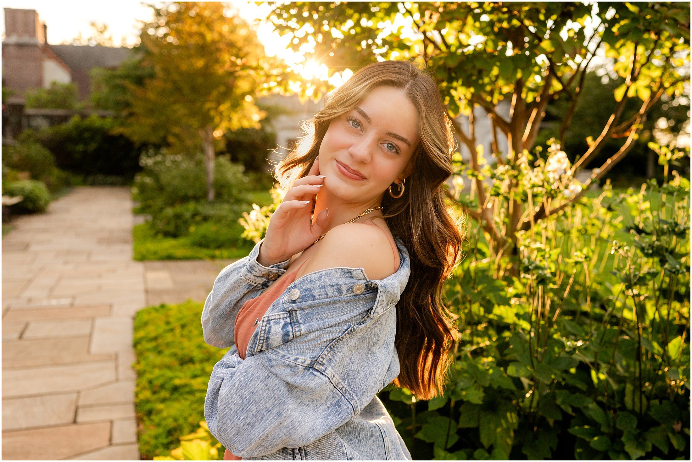 mellon-park-walled-garden-senior-session_0012.jpg