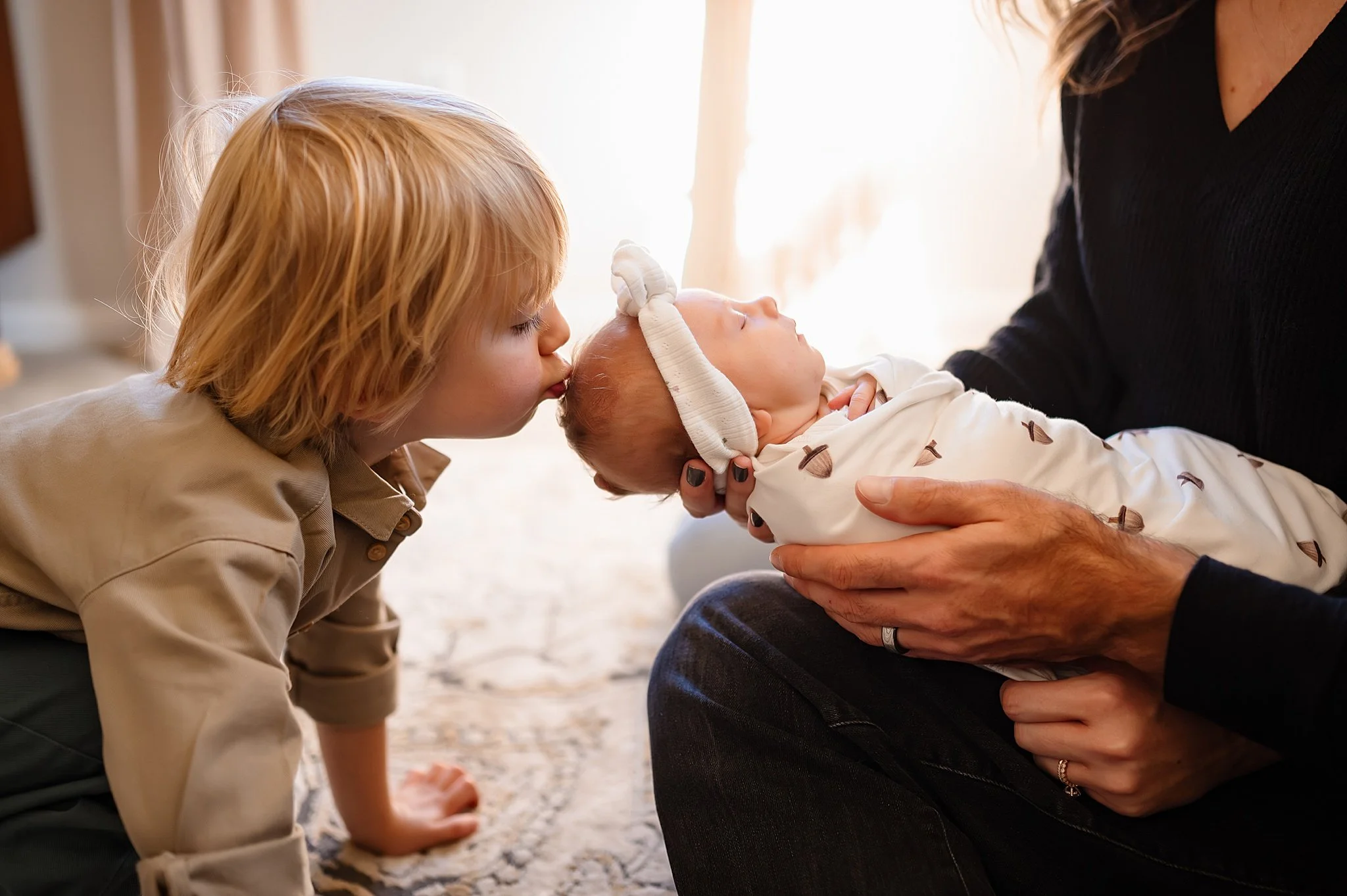 sibling in-home newborn session