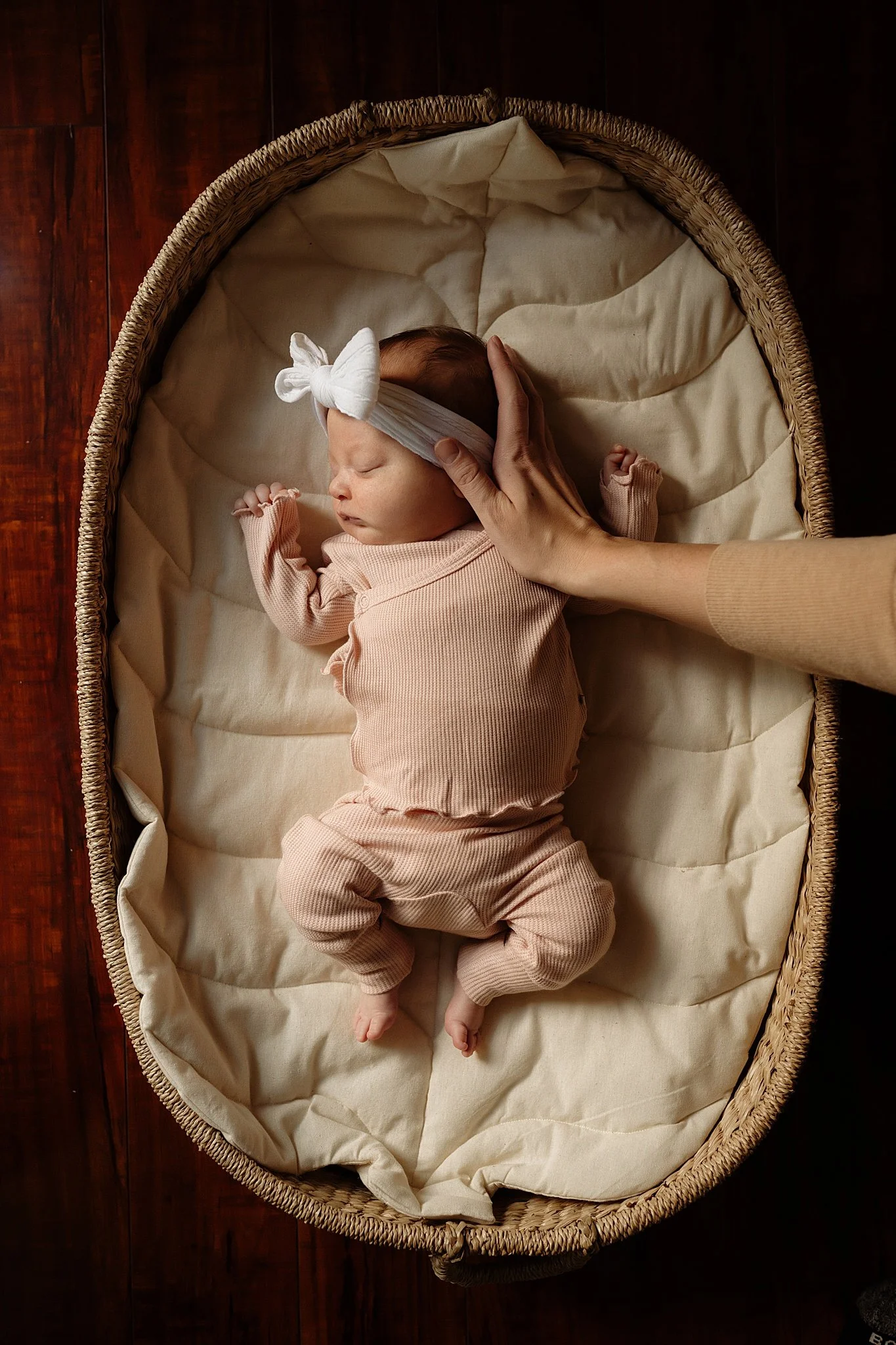 lifestyle newborn photography