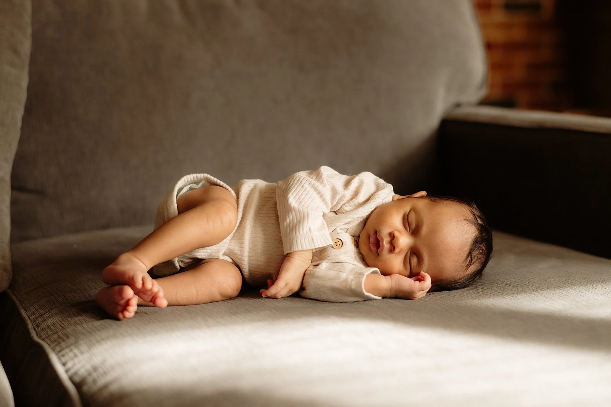 Pittsburgh-newborn-photographer_0013.jpg
