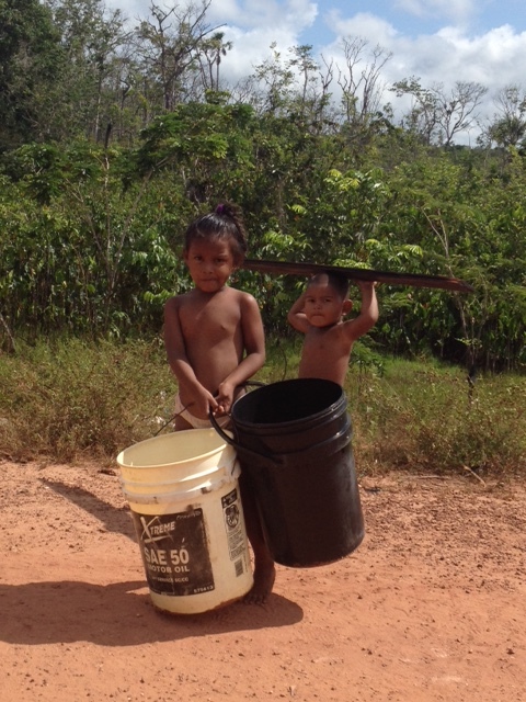 Amerindian children.JPG