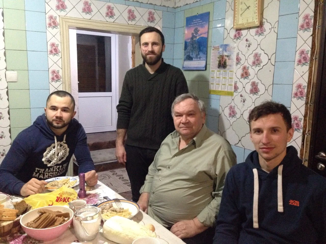 Fratele diacon Mihail din biserica Mariinca cu fratii nostri..jpg