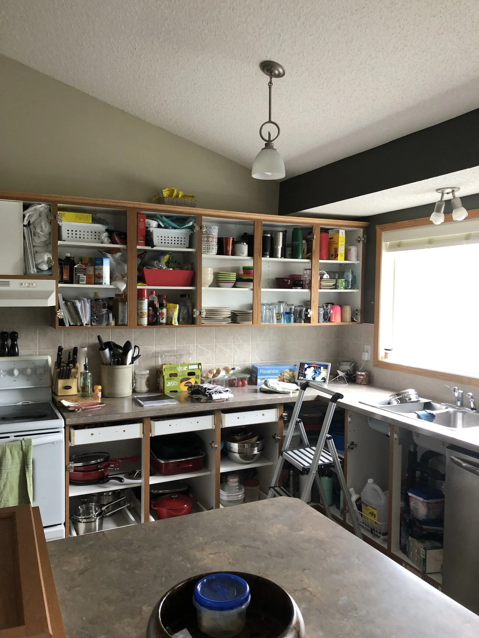 This client didn't require a new kitchen just a facelift. All the doors are off and everything will get a whole new look #KS001