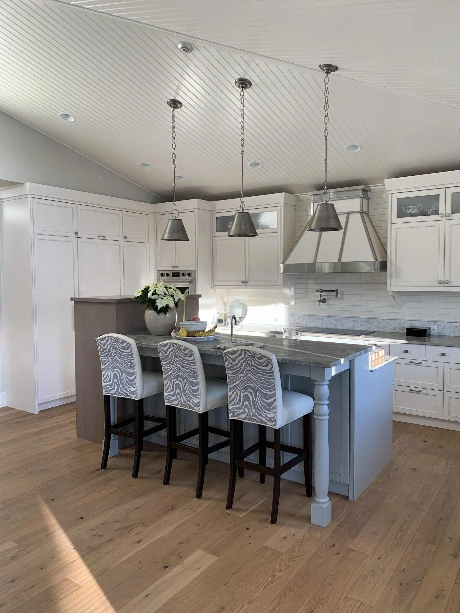 Loving this custom island #KS004