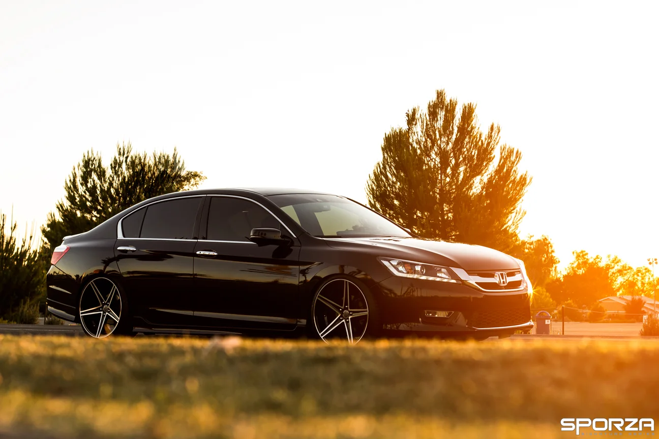Topaz Concave Black Machined