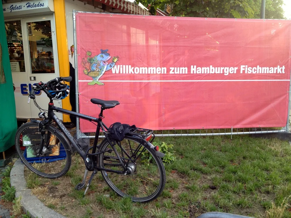 Sampling Delicacies from the Sea at the Hamburger Fischmarkt 