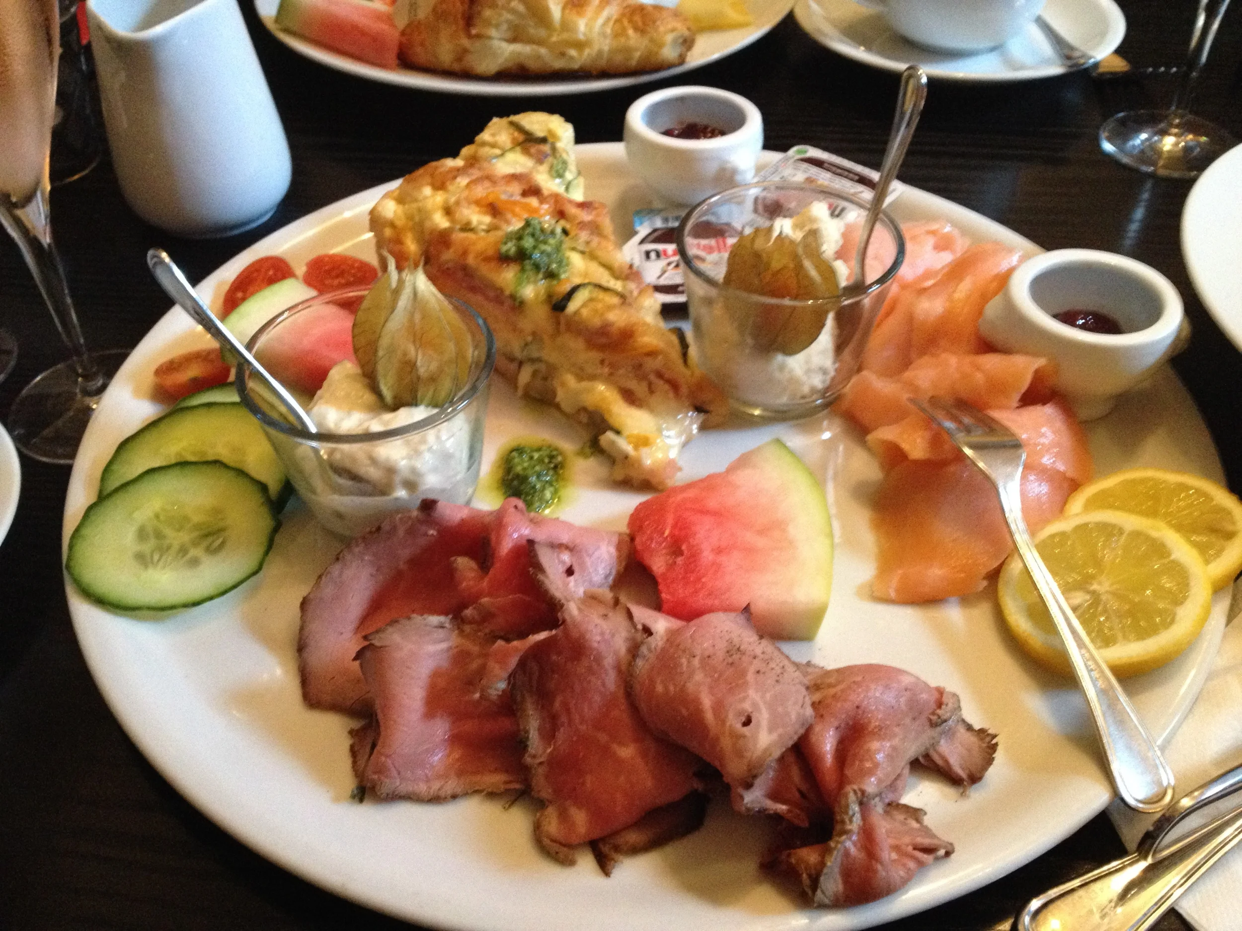 Girls' Lunch at Academie der Schönsten Künste