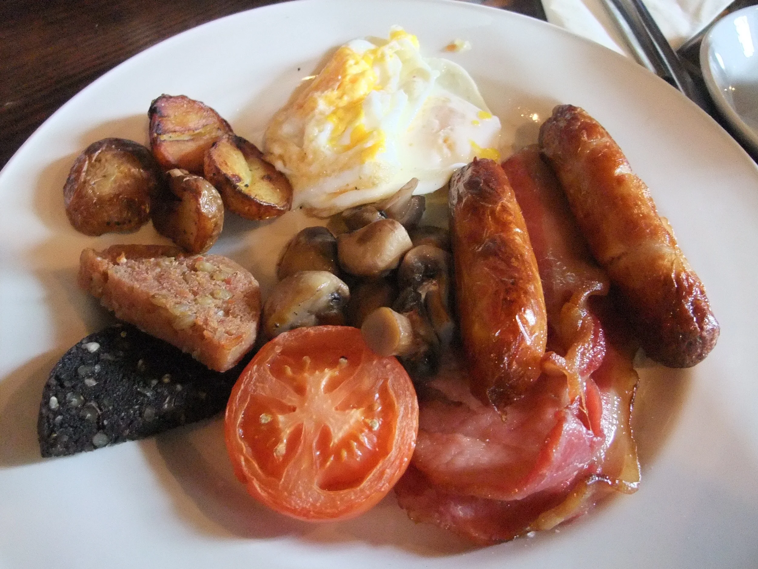 Full Irish breakfast at the Skeffington in Galway (Ireland)