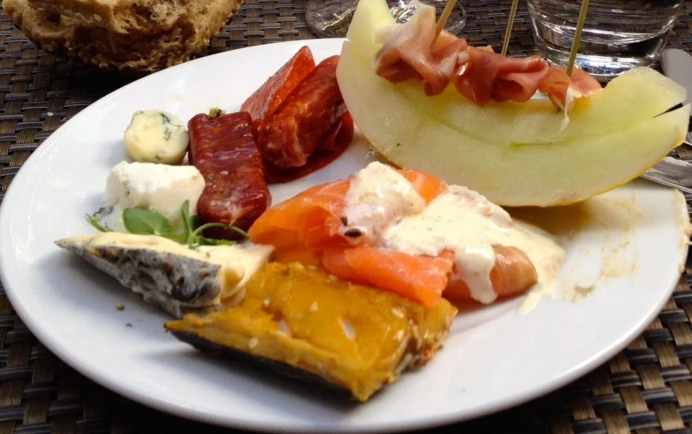 A Decadent Sunday Brunch at Pier 51