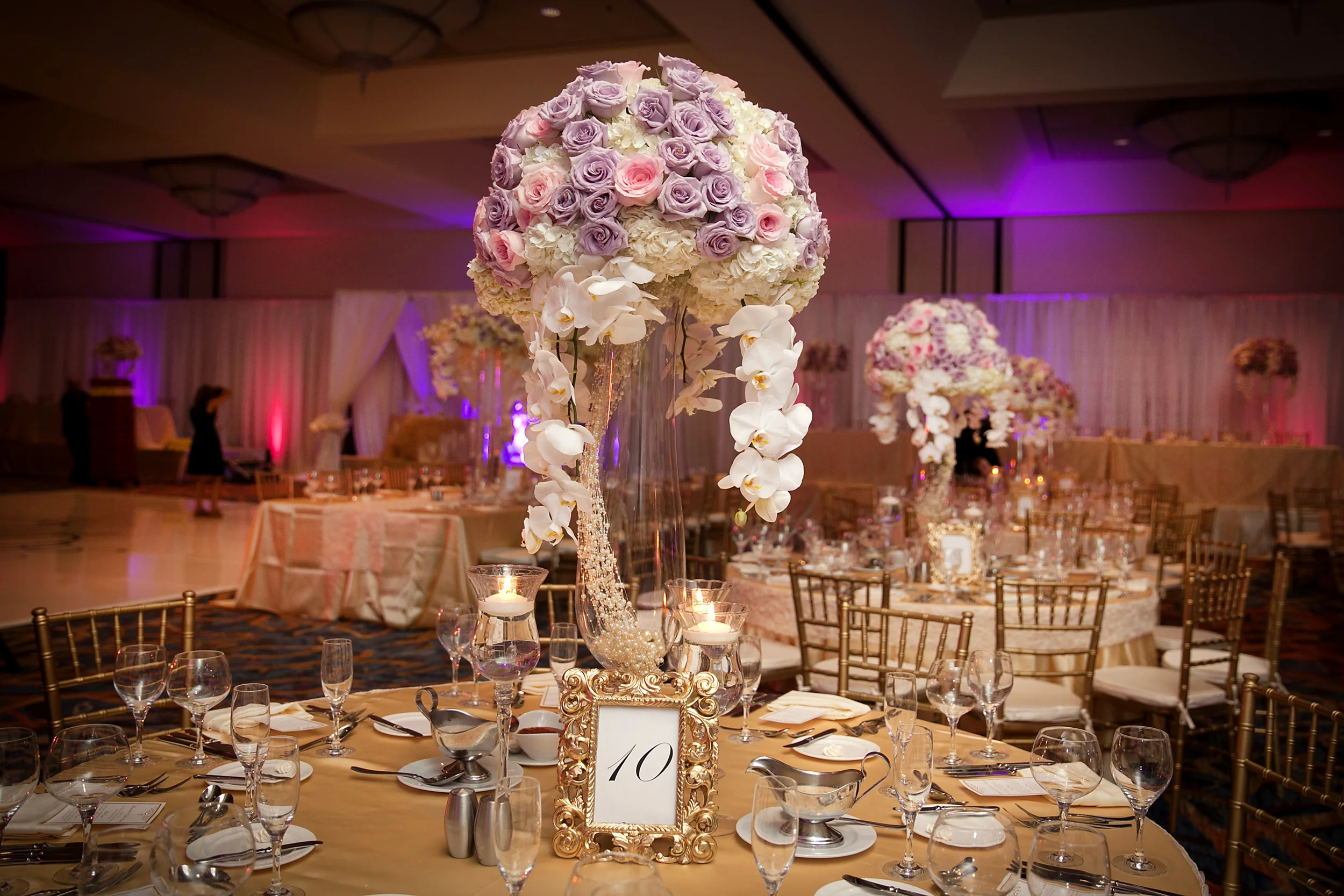 3_Lavender and pink centerpiece.jpg