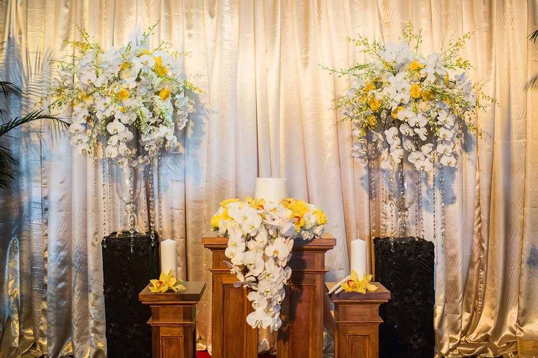 2_White and Yellow ceremony decor.jpg