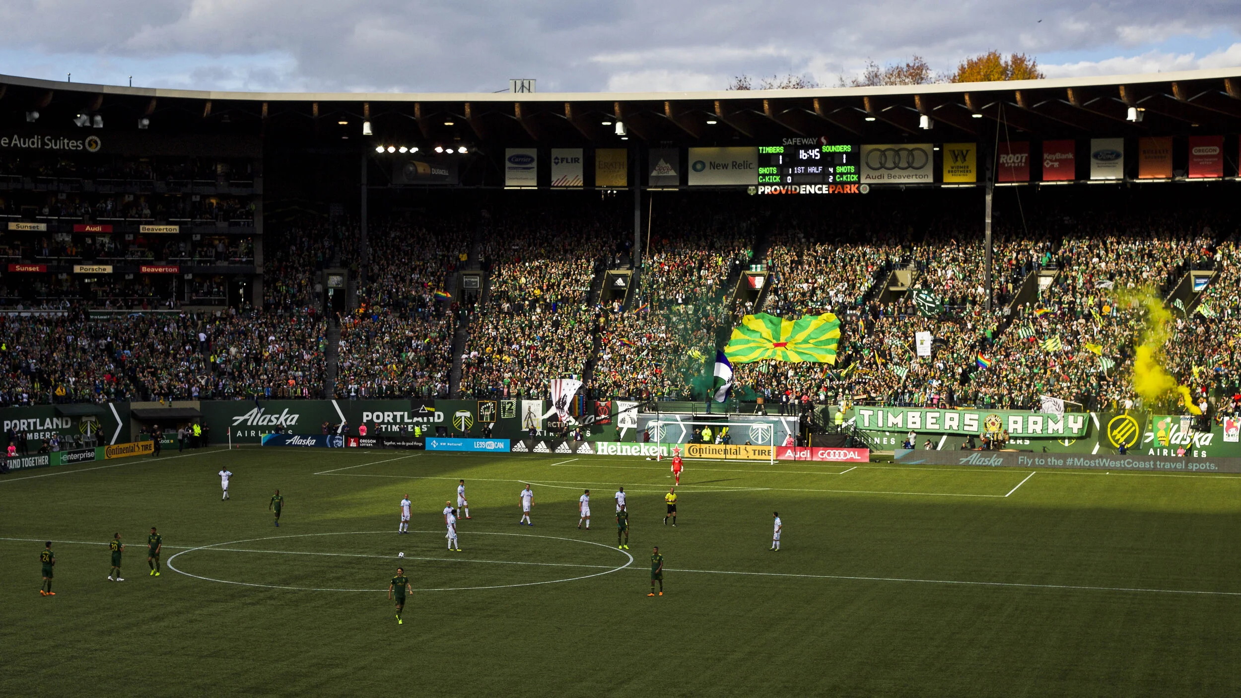 TIMBERS.VSSEATTLE110418.CM257A.JPG